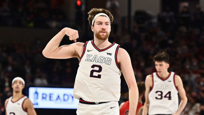 Gonzaga's Drew Timme flexes in celebration